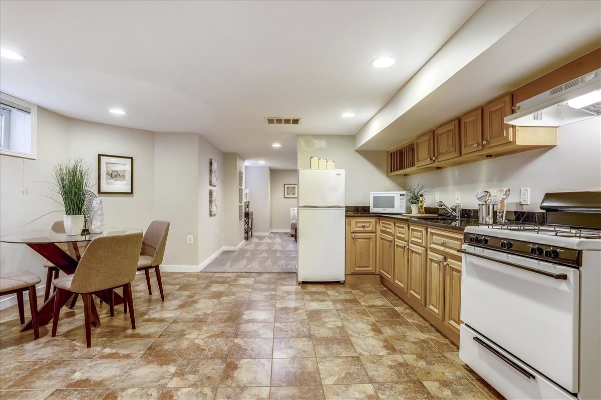 2815 6th ST NE Washington DC In-Law suite kitchen